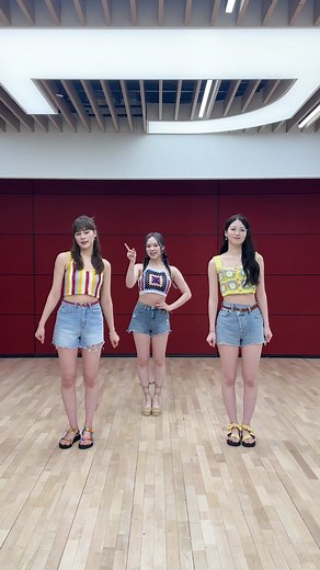 「COCONUT」Dance Practiceはご覧いただけましたか？🥥 #RIO #AYAKA #NINA #NiziU #ニジュー #니쥬 #WithU #NiziU_2ndAlbum #COCONUT #COCONUT_Challenge