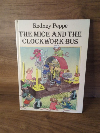 The Mice and the Clockwork Bus by Rodney Peppé: 1987 First American Edition Children's Book - Etsy