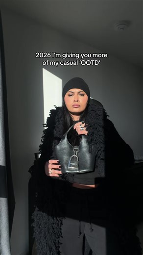 Goth Fashion: Embrace Your Dark Style with OOTD