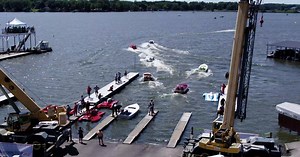 Boat racing roars back to Lake Decatur