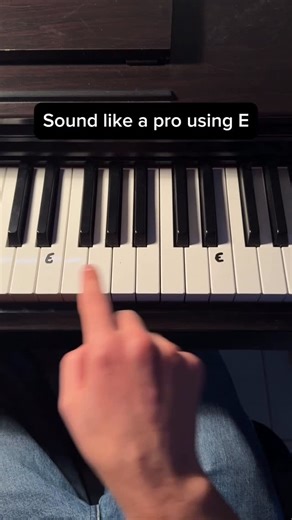 Keys Tutorials on Instagram: "Sound like a pro 👀 / comment “spot” for my live piano lesson 🎹 #piano #tutorial #trythis #lesson #pianolover"