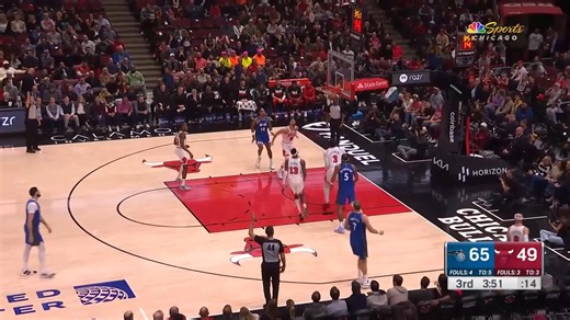 Joe Ingles (3 points) Highlights vs. Chicago Bulls