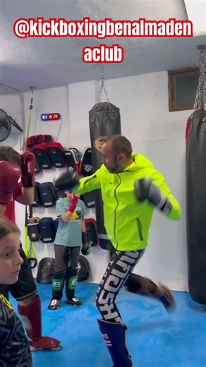 Kickboxing techniques. #benalmadena #boxing #boxefitness #kickboxing