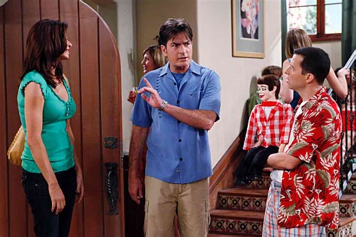 Due uomini e mezzo, la serie con Charlie Sheen è uno spaccato di vita tra risate e scomodi retroscena - TvBlog