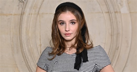 "Mon style est simple, street et élégant" : pour sa première interview, l'actrice Vittoria di Savoia parle de mode et de cinéma
