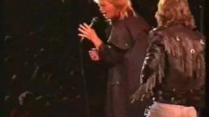 John Farnham Jimmy Barnes - When The War Is Over Chords - Live 1988 - ChordU