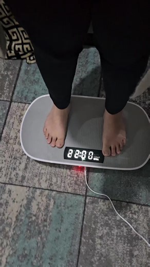 Vibration Plate Exercise Machine, Lymphatic Drainage Machine, Whole Body Workout Vibration Platform #vibration #machine #fyp #anamwaseemuk #anam