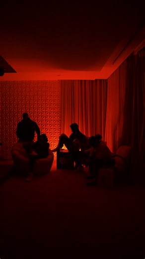 Voici le 2e clip réalisé par la team « FC Mokolo » 🔥 composée de @Kamerlife__ @marshalldiorrr🩵 @Ruby-lamilliardaire @Randy Guine @Ivana O’ À vos vote et que le meilleur gagne ! 🙌 #tiktokcameroonyp #pourtoiii #tiktokcameroun🇨🇲 #fyu #lapioldelacan