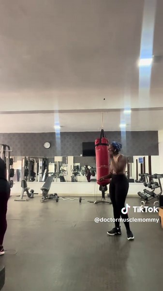 To my favorite gymbro and number one inspiration , love you always mumzy❤️❤️ @Annie Chimango @anne Chimango #gymwithmom #gymmotivation #gymtok #fyppppppppppppppppppppppp