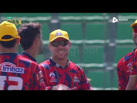 Nafay ki leading edge aur David Warner Ka Shandaar catch.