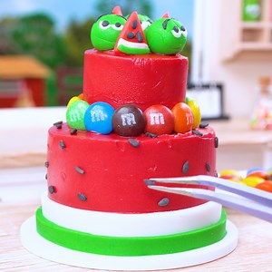 136K views · 1.5K reactions | Cocomelon Cake  Satisfying Miniature Watermelon Cake Decorating  | Cake Lovers | Facebook