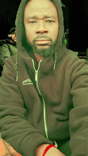 K. BEE (@k..bee7)’s videos with Sika Ne Barima - Amakye Dede