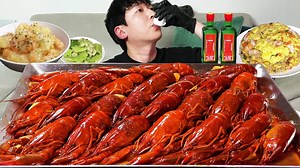 Spicy Stir-fried Crayfish MUKBANG ASMR EATINGSHOW | Sara Sara Jay Bestie