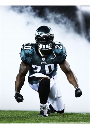 Some players hit hard. He hit with purpose. Brian Dawkins didn’t just play safety—he set the temperature. Every snap felt personal. Every tackle carried emotion. Intensity wasn’t a switch for him. It was identity. When he stepped on the field, it wasn’t noise. It was presence.⚓️ - ➸ Curious how these edits come together? Hit the link in my bio and grab my creator tools workflow breakdown. - Created @bycoastra Follow @732prodz 🌊 ➸ Coastra empowers all with stories and lessons that fuel greatness
