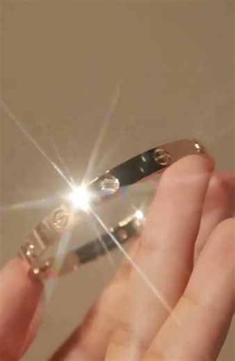 Once you wear it you won’t remove it 😉No fade, no dullness 💎Just pure shine #trending shorts