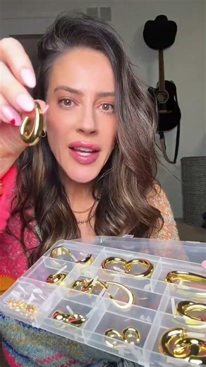 Hoop earrings with 10 earring sets