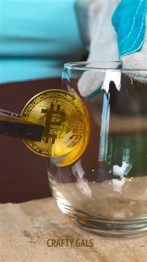 Satisfying Glass Visuals – Mind-Blowing Experiment! 😍