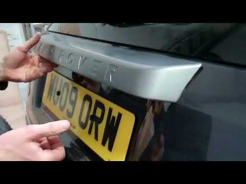 How to Remove the Tailgate Rear Handle on Land Rover Freelander 2 / LR2 LR020189