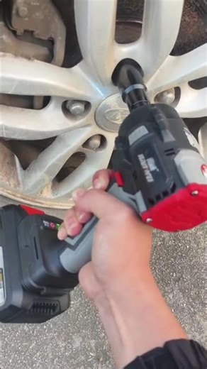 Bauer 1000 ft-lbs Impact Wrench Review: The Harbor Freight BANGER?