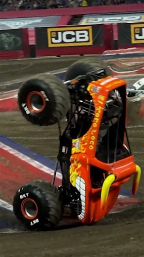 El Toro Loco does a Crazy Somersault! #motorsport #monstertruckjump #monsterjam #monstertruck