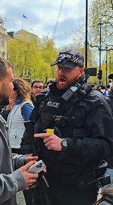 4M views · 10K reactions | He used fire magic near the horse.   King's Guard Called Police on Him. ‍♂️ This happened right now at Horse Guards in London Filmed by me. #kingsguard #horseguards #highlightsシ゚ #britishtradition #reelsviralシ #fbreelsfypシ゚viralシ #Police #London #horseguardsparade | At Horse Guards | Facebook