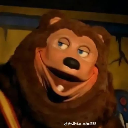 Jakes animatronics (@beach_bears_restaurant)’s videos with original sound - Me and Jaiden