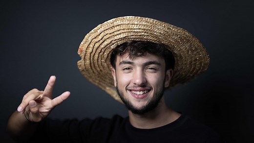 Inoxtag : qui est le Youtubeur star français aux 8 millions d’abonnés, qui a gravi l’Everest et remplit les cinémas ce week-end ?