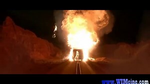 Ghosts of Mars (2001)_clip4