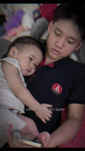 Kênh mẹ 3 con: Những khoảnh khắc đáng yêu