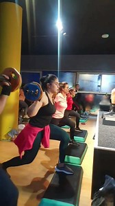26K views · 1.4K reactions | Le cours de CAF à pour objectif de travailler spécifiquement les zones centrales du corps comme les muscles abdominaux, les cuisses et fessiers  | Gym City | Facebook