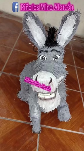 piñata del burro de Shrek #piñata #burrodeshrek #piñatadelburrodeshrek #arteymanualidades #ideasparapiñatas #manualidadesbonitas #piñatasinfantiles #lasmejorespiñatas #piñata #piñatasmexicanas #ideasdepiñatas