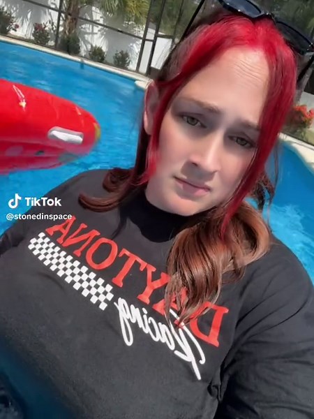 Life as a Single Mom: Pool Adventures with My Daughter