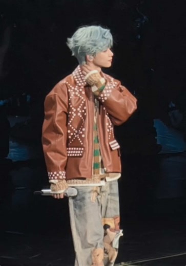 Emotional Encore Performance at Ziyu's Nanjing Concert