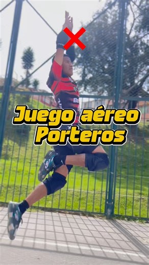 Juego aéreo porteros.⚽️🤛🏽 #futsal #football #goleiro #tips #consejos #juegos #aereo #futbol #arquero #aprender #porteros #tutorial #tutoriales | Cristian Mieles 1