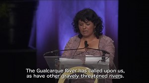 #Video| El discurso de la asesinada activista hondureña Berta Cáceres al recibir el premio ambiental Goldman. ¡Despertemos¡ ¡Despertemos Humanidad¡ Ya no hay tiempo. | Fuera Monsanto Bayer