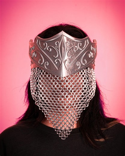 Enchanted Crown of the Umbral Ruler – Regal Headpiece With Ornamental Filigree and Chainmail Veil - Etsy