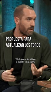 136K views · 4.9K reactions | Se le puede dar una vueltita a los toros y meterle una actualización con el FÚTBULL. 11 toros VS 11 toreros. Nos ponemos ya a la altura de la Superbowl ____________ 嬨 #LaRevuelta, de lunes a jueves en abierto a las 21:40h en La 1 de @rtve y todos los programas completos en @rtveplay | La Revuelta | Facebook
