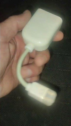 قطعة نادرة من أبل لا يعرفها جيل الآيفون! 😱 (شرح Apple Mini-DVI)