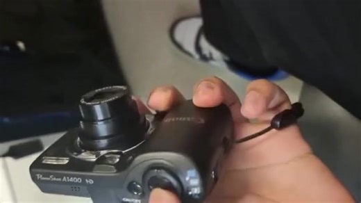 📸 ซ่อมกล้อง Canon PowerShot A1400 HD 👉 #ยิงแฟลชไม่ออก #ซ่อมแผงวงจรแฟลช 👉 #หัวเลนส์ค้าง ขัด ลงไม่สุด 👉 #เปิดเครื่องหัวเลนส์ไม่ยื่นออกมา 👉 #ชัตเตอร์ไม่ทำงาน #ซ่อมชุดเลนส์ 👉 #จอขึ้นเลนส์มีปัญหา | Cr. 𝕋𝕆ℙ Ꙭ | Cr. TWENTYFRAME | 📱 Line ID : dumcamera (ช่างดำตอบไลน์เองครับ) ⏰ เปิดบริการ วันจันทร์-วันเสาร์ ⏰ 09:00-18:00น. ☎️ 061-519-9194 ☎️ 02-226-5310 ☎️ 02-226-5311 🚛 ส่งไปรษณีย์ ร้านคาเมร่าเซอร์วิส (ช่างดำ) เลขที่459 ถนนบำรุงเมือง แขวงคลองมหานาค เขตป้อมปราบศัตรูพ่าย กรุงเทพฯ 10100 📍 พิกัดร้