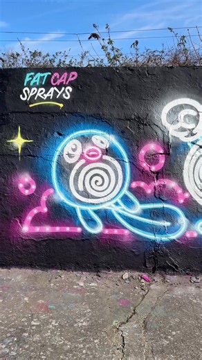 Poliwag painting! 🌀It’s basically Pokémon’s take on a cartoon tadpole, at least that’s exactly what I see every time I look at it. What do you think? #pokemon #painting #streetart #artist #paintingart