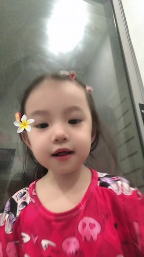 Intan Ladyana (@intan.ladyana6)’s videos with Velocity stecu - Raja Slide