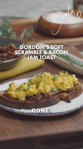 Gordon Ramsay’s bacon jam toast is on another level 🤯🥓 Sweet, savory, crispy perfection — would you try this? 👇 Rate it 1–10 #GordonRamsay #BaconJam #FoodTok #ChefTok #ToastRecipe