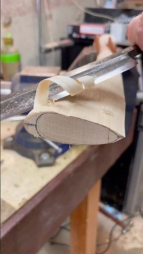 Axe Handle Shaping and Wedging - Hickory #handmade #woodworking