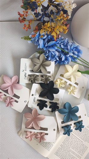 style_script on Instagram: "Just Rs65/- Only 🎀 @style_scriptt combo pack of 3 🥰 Mattefinish floral Claw Clips 🌸"