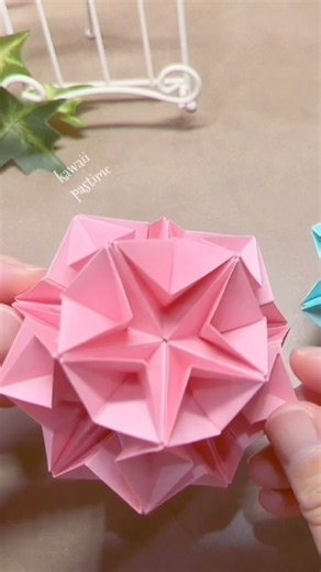 折り紙 立体的な星が可愛いくす玉!詳しい作り方は関連動画でみてね#shorts #short#diy#paper #origami#origamitutorial #original#оригами