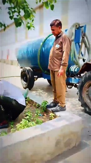 Kisaan ka beta sapthik tank cleaner, karta hua septic tank, polythene, kisaan ka beta