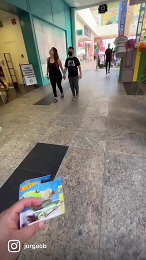 106K views · 4.1K reactions | Regalando Carritos Hot Wheels!!! | Jorge Ortiz | Facebook