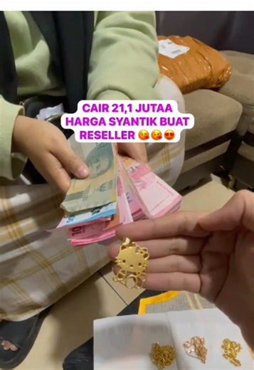 GACORR BESTII KITA CAIRIN 21,1 JUTAAAWW 😘😘 📌 NOTE - kita open stand di seluruh indonesia termasuk rumah kalian 😍‼️ - Reseller emas merapat yg mau dpt update harga tiap hari - Syarat jdi reseller bawa minimal 3 barang atau rutin, Maka akan diberikan harga reseller Langsung wawaaa ⤵️ 087885ii6636 ( teh Risma) GASSKENN BEB 💃🏻💃🏻‼️#fyp #mamahakuhshop #fypシ゚viral