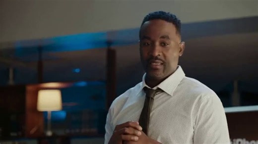 Spectrum Mobile TV Spot, 'Huge News: iPhone 16 Pro'