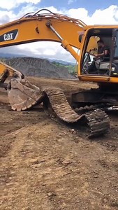48K views · 587 reactions | How to properly install heavy equipment tracks | Unofficial: agriculture | Facebook